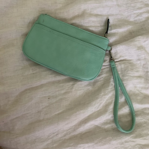 Eggshell Blue Wristlet - Picture 2 of 3